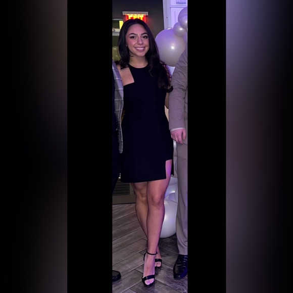 AMANDA UPRICHARD MINI BRIGGS DRESS - Picture 3 of 4